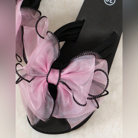 Pink Bow Sandals - Picture 2 of 3